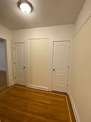 4th image of 1427 Taylor Ave #19A