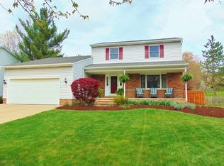 9414 Running Brook Dr, Parma, OH 44130
