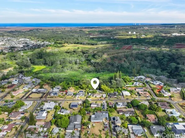 1732 Glen Ave, Wahiawa, HI 96786