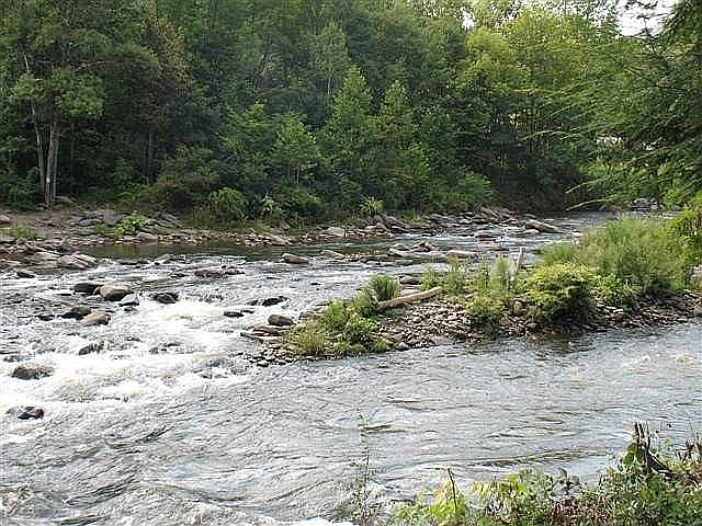 1st image of 1 Esopus Ave