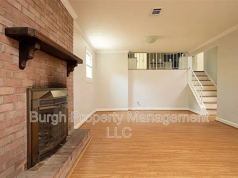 1248 Satellite Cir — Photo 15