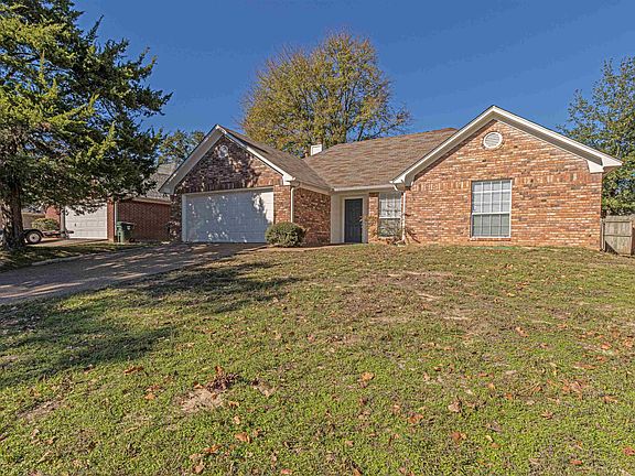 3rd image of 5605 Calais Dr