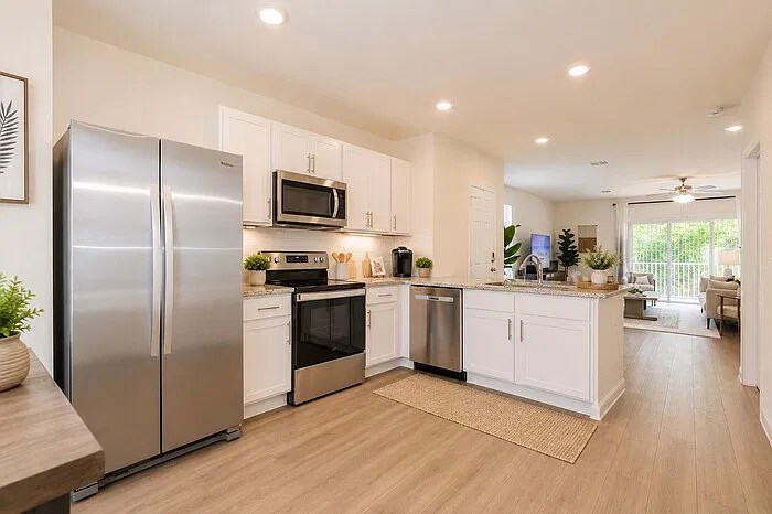 3 bed, 2.5 bath, 1530 sqft, $2,099 — Photo 4