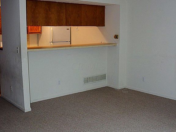 4th image of 7568 Wellshire Dr