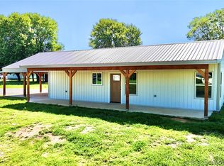 4 N King St, Kinta, OK 74552