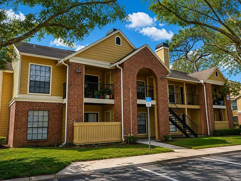 8643 Mallard Reserve Dr #104 — Photo 2