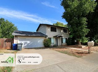 3867 Apollo St, Redding, CA 96002