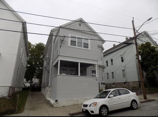 98 Park St, Fall River, MA 02721