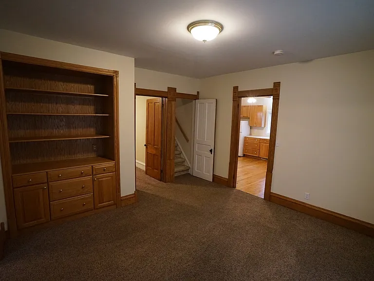 E7602 Spring Dr — Photo 9