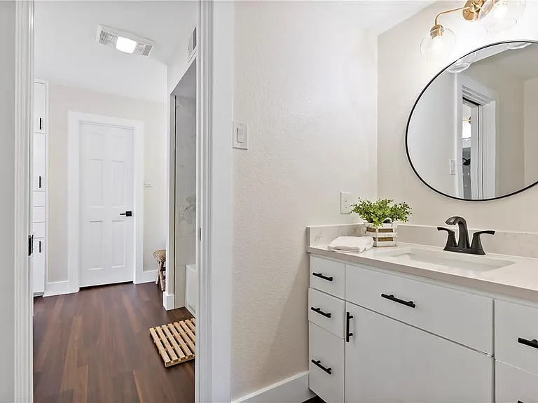 3705 Old Oaks Dr — Photo 23