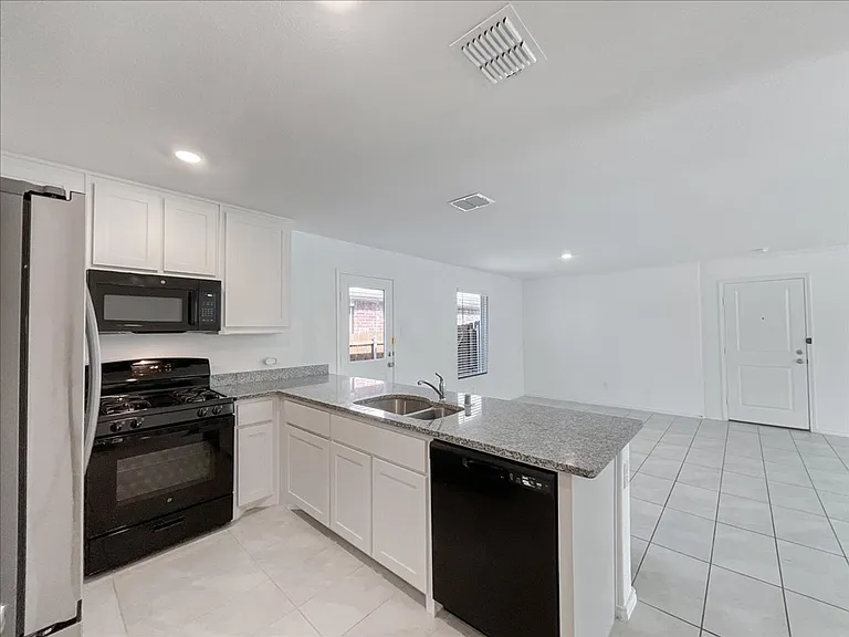 3316 Turkey Trot Ln — Photo 10