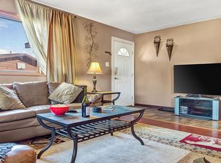 1726 Cache Dr, Anchorage, AK 99507