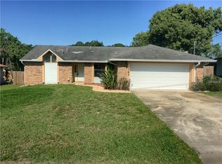 762 W Ludlum Dr, Deltona, FL 32725