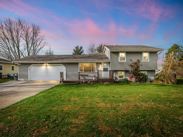 7642 Autumn St, Portage, MI 49002