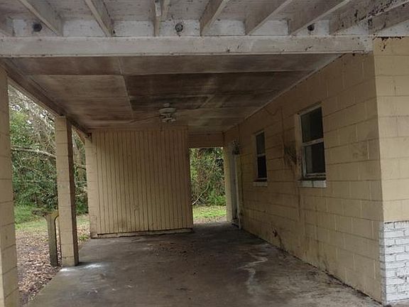 3rd image of 2070 Muddy Ln