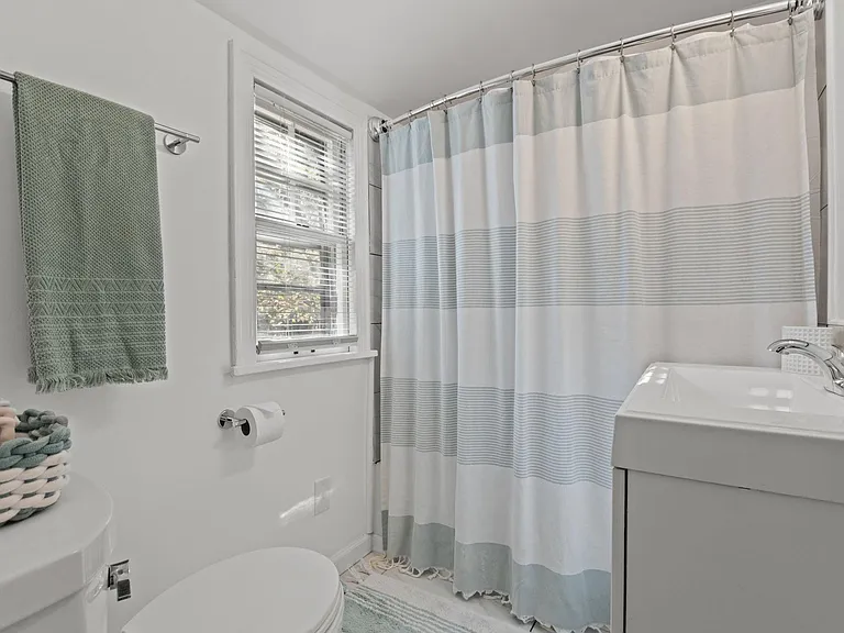 255 Gilkeson Rd — Photo 20