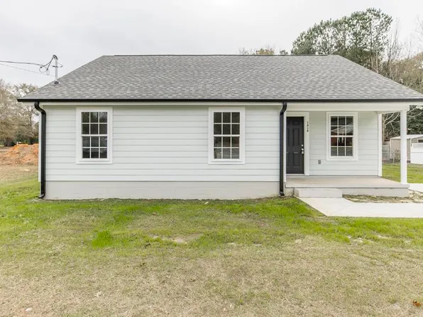 1614 Academy Ave, Dublin, GA 31021