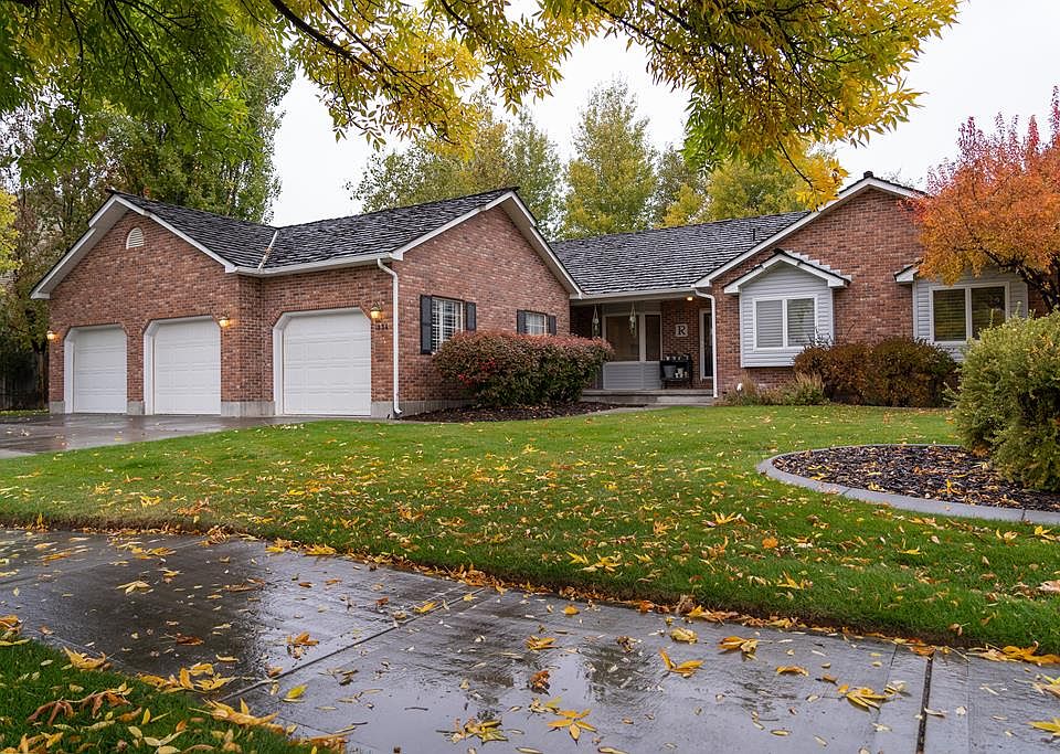1st image of 134 Cobblestone Ln