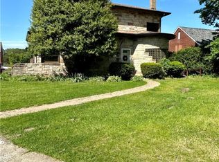 115 Roberta Dr, Homestead, PA
