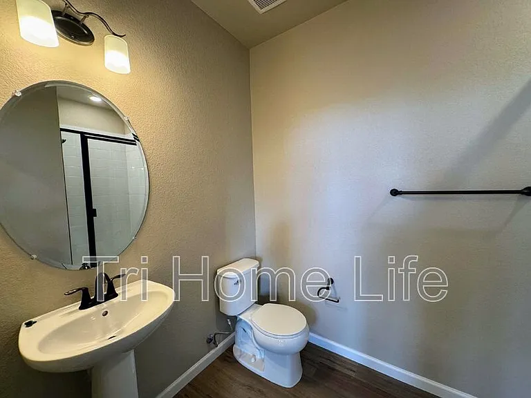7022 Doncaster Ct — Photo 8