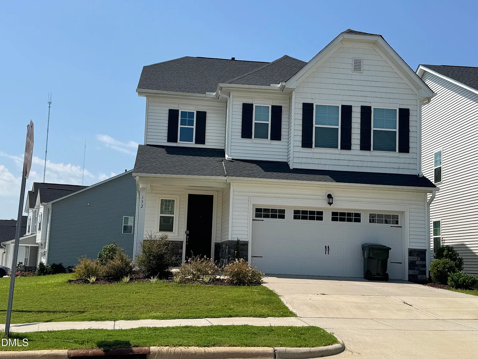 4 bed, 3.0 bath, $2,295 — Photo 1