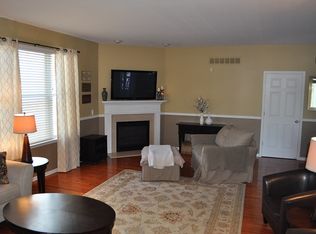 42746 Whitman Way, Novi, MI 48377