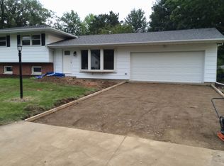 330 E Fernwood St, Morton, IL