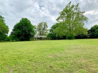 6658 Dripping Springs Rd, Denison, TX 75021