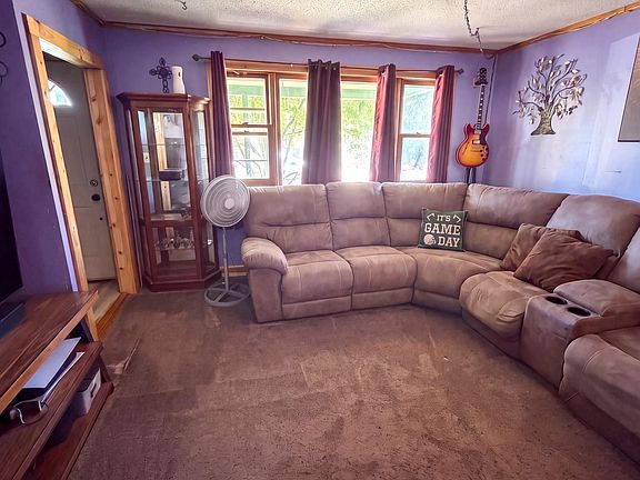 3rd image of 420 Beaser Ave
