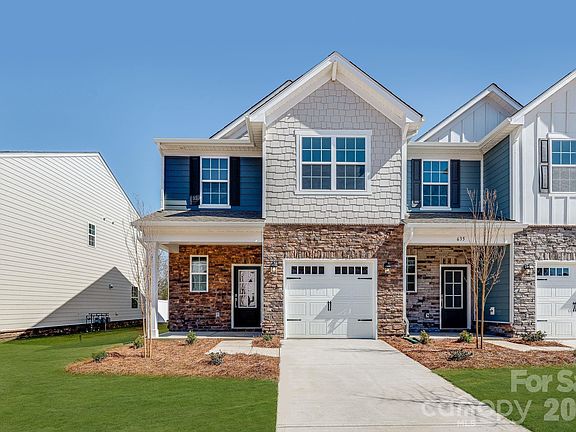 3rd image of 631 Sparano Loop