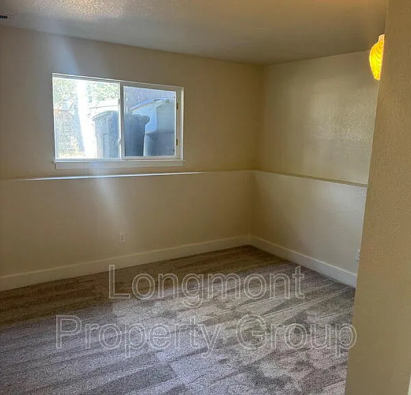 719 Thornwood Way — Photo 10
