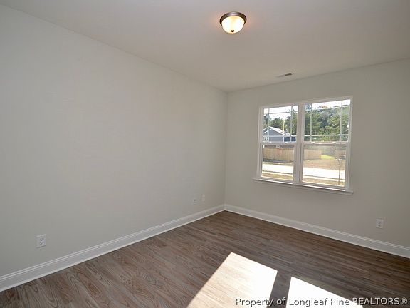 3rd image of 1310 Long Lake Dr