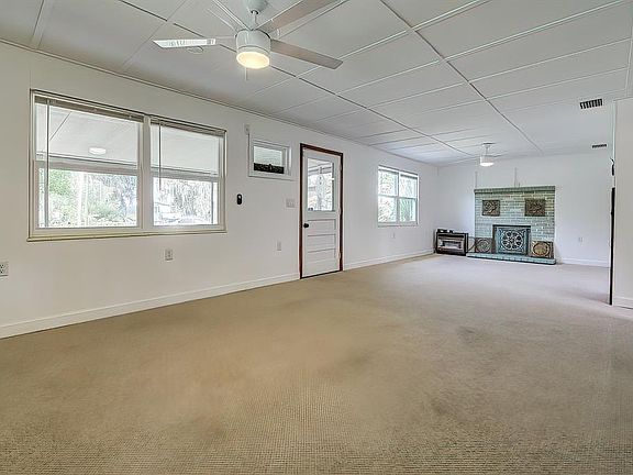 3rd image of 7962 W Riverbend Rd