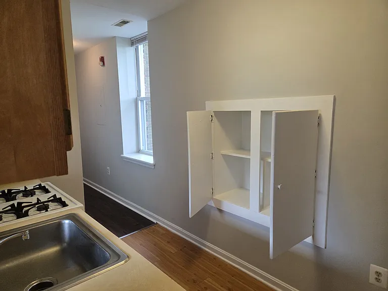 1216-1218 W Fayette St #201 — Photo 14