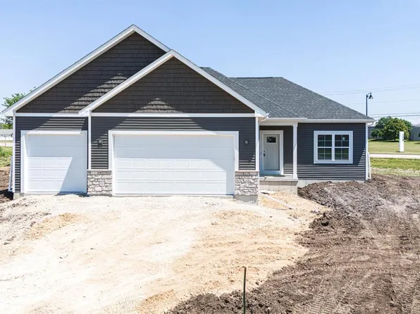 1756 E Kyle Circle, Beloit, WI 53511
