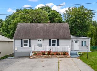 3 Rodman Rd, Webster, MA 01570