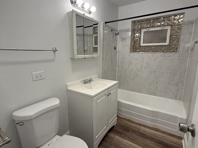 1080 N Wheeling Rd #301 — Photo 9