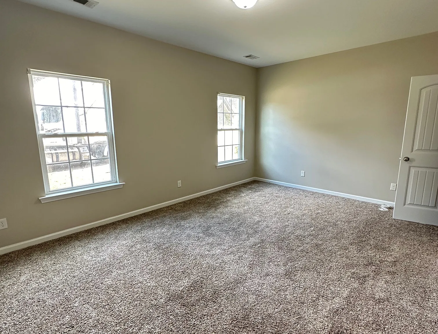 Quiet Pine Court - 6 - 1 — Photo 2