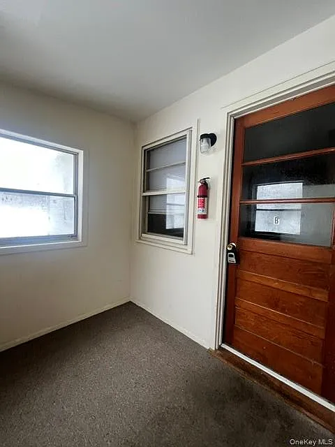 2 bed, 1.0 bath, 1200 sqft, $1,995 — Photo 2