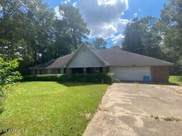 825 Reaves St, Jackson, MS 39204