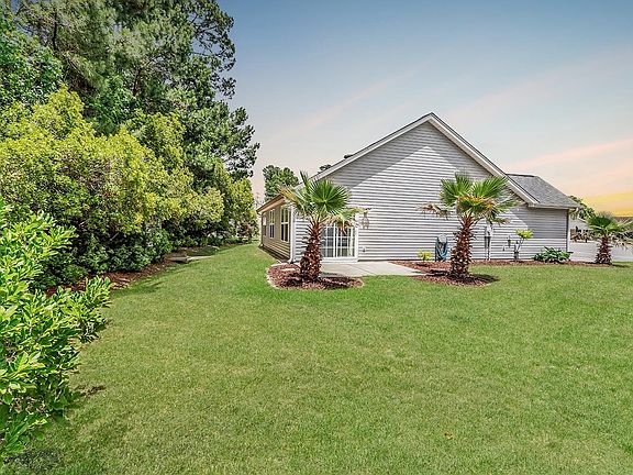 5th image of 208 South Reach Ct.