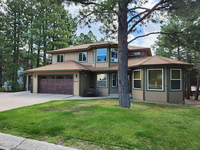2100 N Timberline Rd — Photo 1
