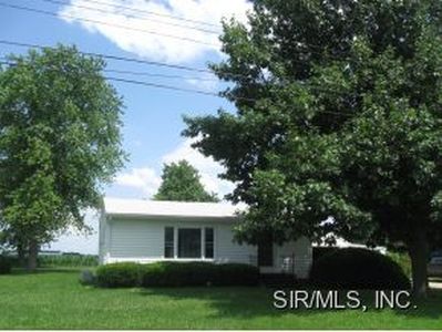 811 Circle Dr, Bethalto, IL, 62010