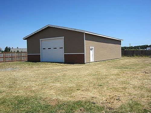 40'x56'x14' shop w/ 16'x12' door