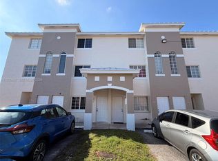 12005 SW 14th St APT 403-D, Miami, FL 33184