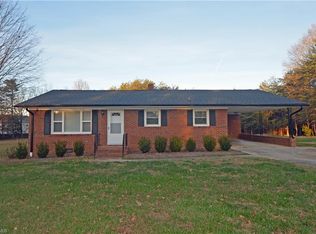 4018 Resthaven Rd, High Point, NC 27265