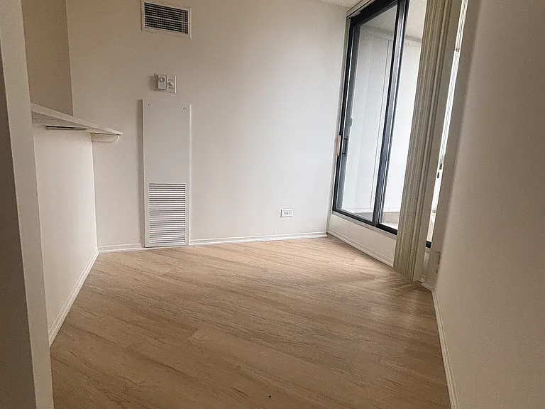 745 N Dearborn St #1003 — Photo 3