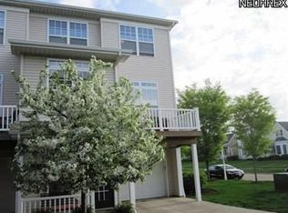 1218 E Chapman Ln #5, Medina, OH 44256