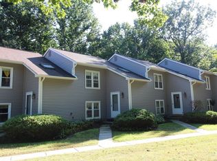 256 Oak Cir UNIT 3, Colchester, VT 05446