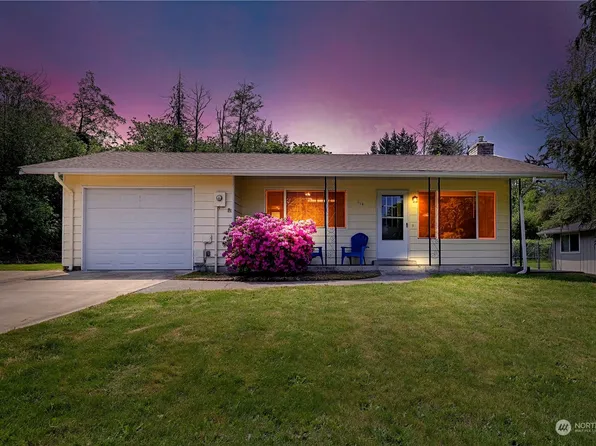 614 Wallace Street, Steilacoom, WA 98388